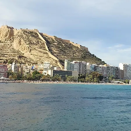 公寓 L13 - 5 Bedrooms 2 Baths, Very Large By The Sea *